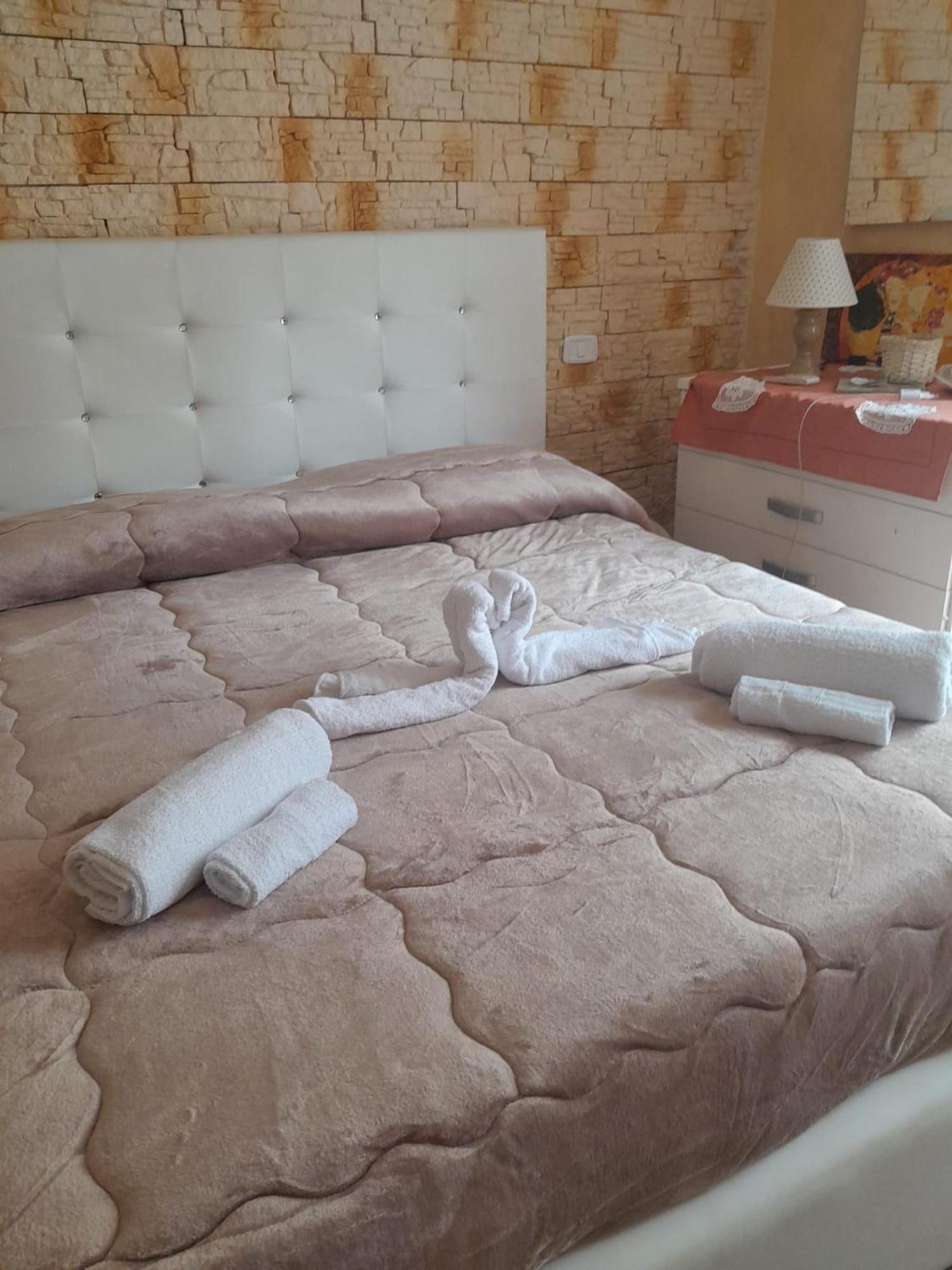 Casa Assisi Apartment Палермо Екстериор снимка