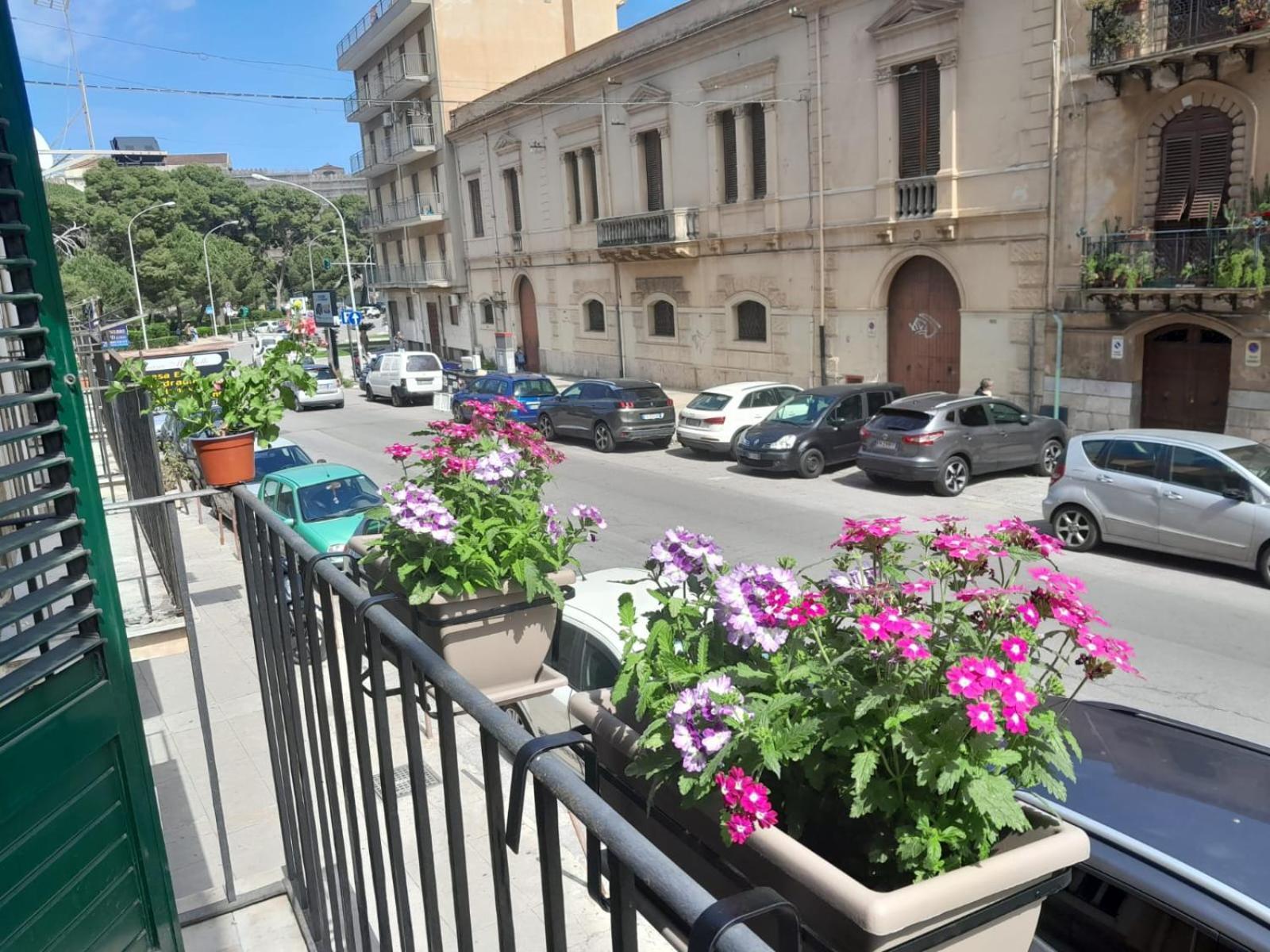 Casa Assisi Apartment Палермо Екстериор снимка